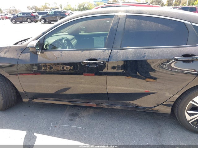 JHMFC1F3XJX005903 Honda Civic Ex-t
