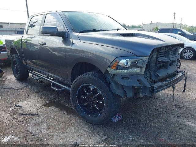 44892954 :رقم المزاد ، 1C6RR7MT5HS619856 vin ، 2017 Ram 1500 Night  4x4 5'7 Box مزاد بيع