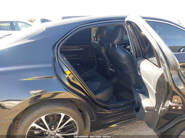 4T1G11AK6LU395652 Toyota CAMRY SE