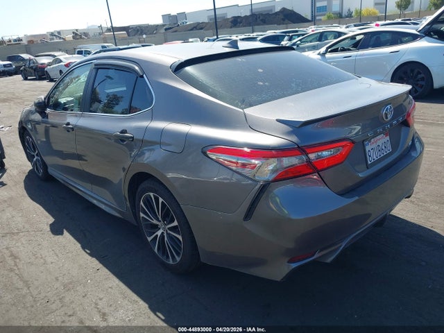 4T1B11HK3KU680727 Toyota CAMRY SE