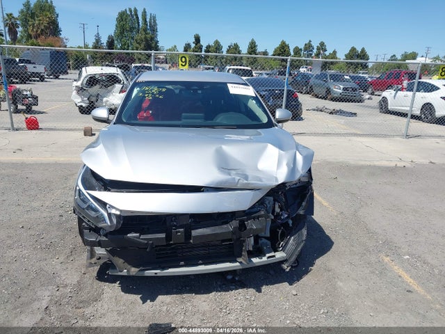 3N1AB8CV3NY304315 Nissan Sentra Sv Xtronic Cvt