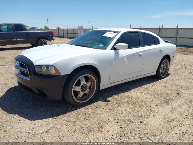 44893013 :رقم المزاد ، 2C3CDXBG6EH368582 vin ، 2014 Dodge Charger Se مزاد بيع