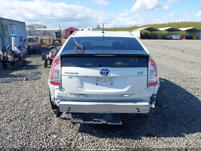 Toyota Prius Two 2015 JTDKN3DU0F0458705 Image 16