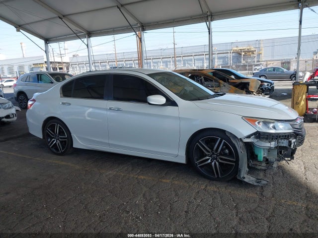 2017 Honda Accord Sport Se მანქანა იყიდება აუქციონზე, vin: 1HGCR2F18HA185176, აუქციონის ნომერი: 44893053