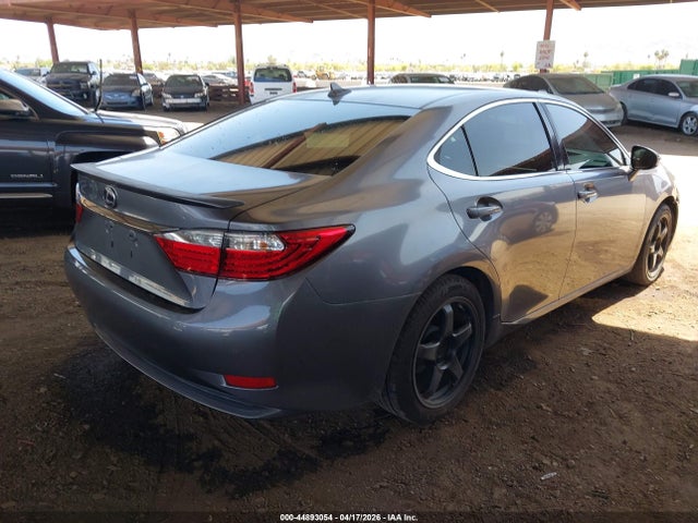 JTHBW1GGXE2050785 Lexus ES 300H