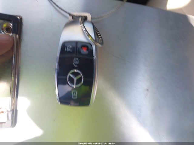 44893098 :رقم المزاد ، WDDUG8DB8JA380049 vin ، 2018 Mercedes-benz S 560 مزاد بيع