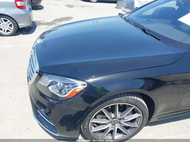 44893098 :رقم المزاد ، WDDUG8DB8JA380049 vin ، 2018 Mercedes-benz S 560 مزاد بيع