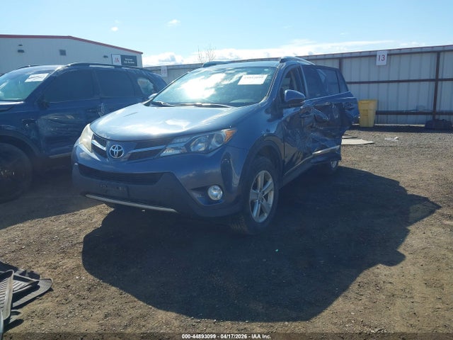 Toyota Rav4 Xle 2014 JTMRFREV3ED077492 Image 2