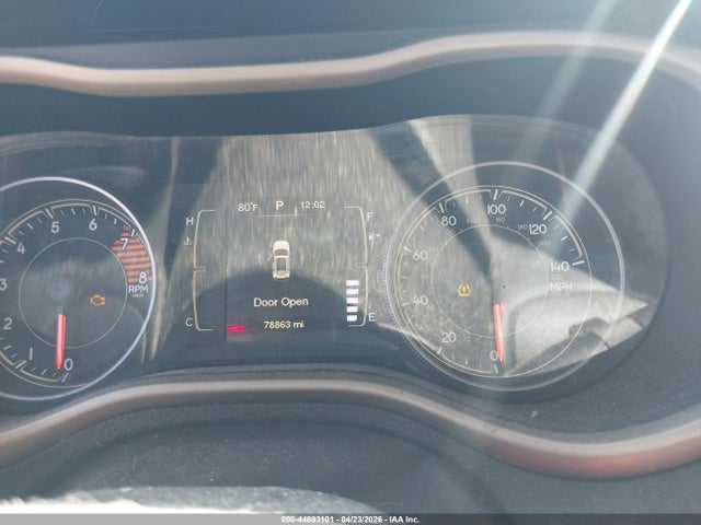 Продаж на аукціоні авто 2016 Jeep Cherokee Latitude, vin: 1C4PJMCS0GW270272, номер лоту: 44893101
