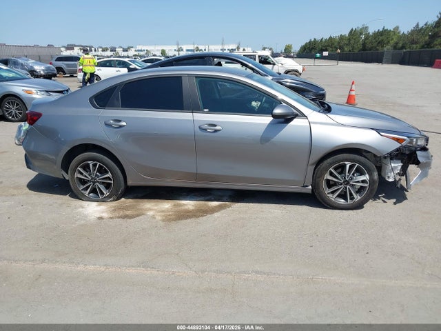 Aukcja sprzedaży 2024 Kia Forte Lxs, vin: 3KPF24AD9RE801978, numer aukcji: 44893104