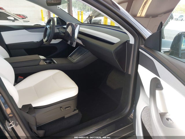 7SAYGDEE3TF568603 Tesla Model Y All-wheel Drive/long Range Launch Series/premium All-wheel Drive