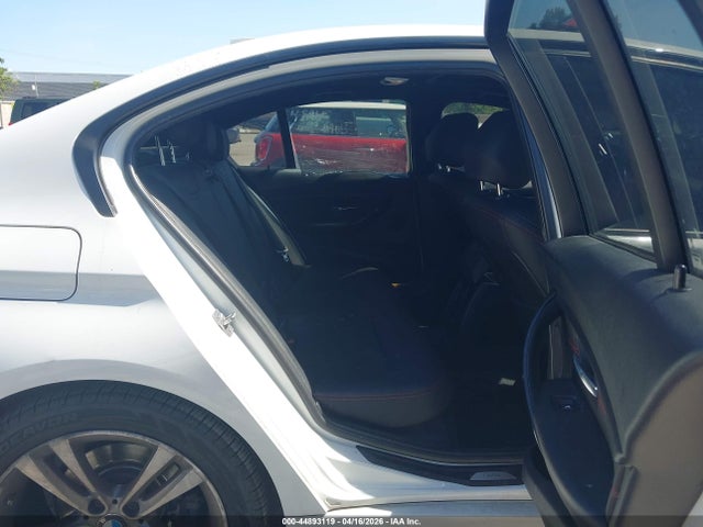 44893119 :رقم المزاد ، WBA3C1G56DNR45858 vin ، 2013 Bmw 328i مزاد بيع