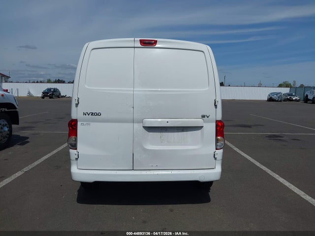 3N6CM0KN0HK695673 Nissan NV200 SV