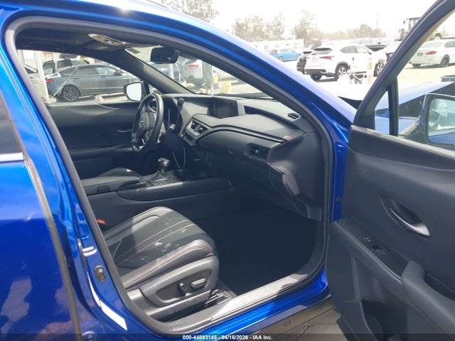 44893145 :رقم المزاد ، JTHU9JBH0K2014969 vin ، 2019 Lexus Ux 250h F Sport مزاد بيع