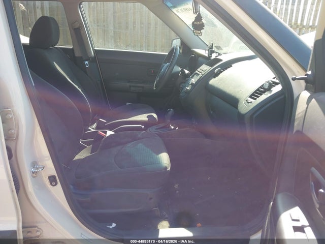44893170 :رقم المزاد ، KNDJT2A54D7759815 vin ، 2013 Kia Soul مزاد بيع