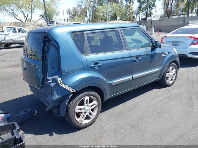Продажа на аукционе авто 2011 Kia Soul +, vin: KNDJT2A2XB7197745, номер лота: 44893181