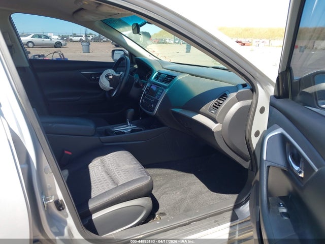 Продажа на аукционе авто 2017 Nissan Altima 2.5 S, vin: 1N4AL3AP6HN365831, номер лота: 44893183