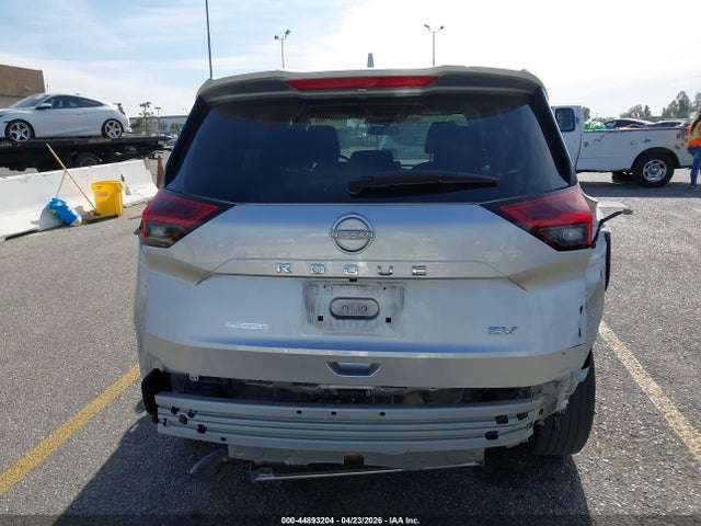 JN8BT3BA9PW433304 Nissan Rogue Sv Fwd