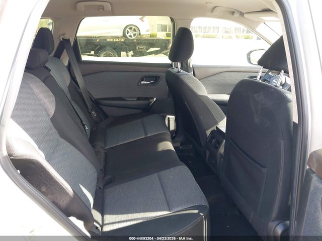 JN8BT3BA9PW433304 Nissan Rogue Sv Fwd