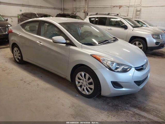 2011 HYUNDAI ELANTRA 5NPDH4AE8BH035435