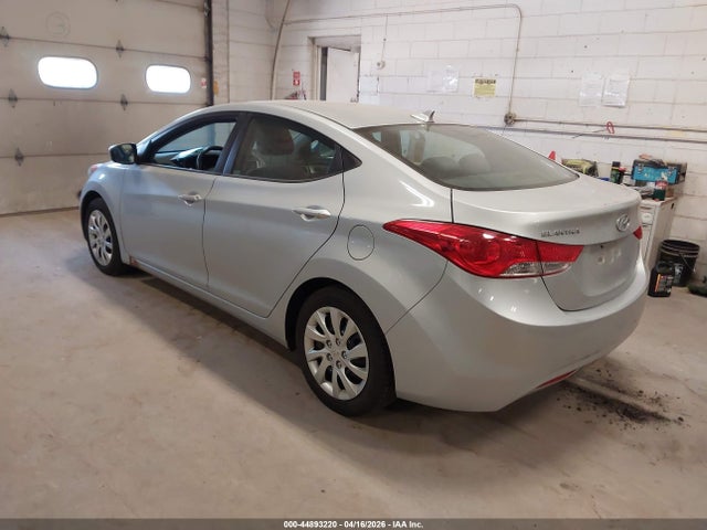 2011 HYUNDAI ELANTRA 5NPDH4AE8BH035435 Photo 2