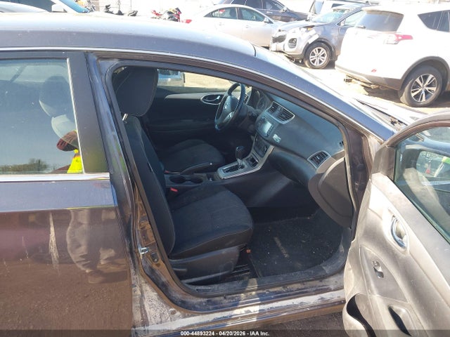 44893224 :رقم المزاد ، 3N1AB7AP1FY285828 vin ، 2015 Nissan Sentra Sv مزاد بيع