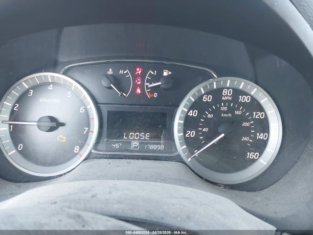 44893224 :رقم المزاد ، 3N1AB7AP1FY285828 vin ، 2015 Nissan Sentra Sv مزاد بيع