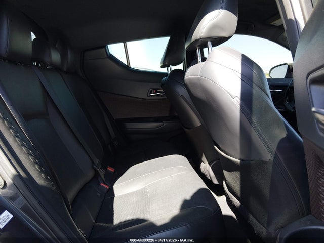 JTNKHMBX1K1019023 Toyota C-hr Limited
