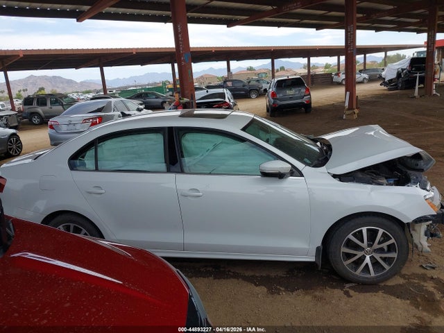 Продаж на аукціоні авто 2017 Volkswagen Jetta 1.4t Se, vin: 3VWDB7AJ8HM308292, номер лоту: 44893227