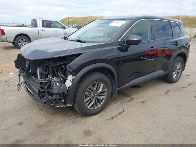 JN8BT3AA4PW409820 Nissan Rogue S Fwd