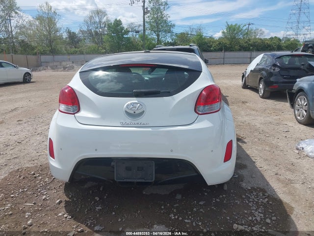 Продажа на аукционе авто 2016 Hyundai Veloster, vin: KMHTC6AD1GU298355, номер лота: 44893253