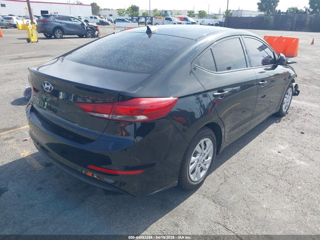 Hyundai ELANTRA SE 2017 5NPD74LF8HH050955 Image 4