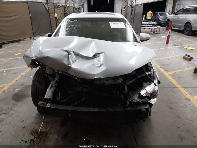 4T1BD1FK9HU221477 Toyota Camry Hybrid Xle