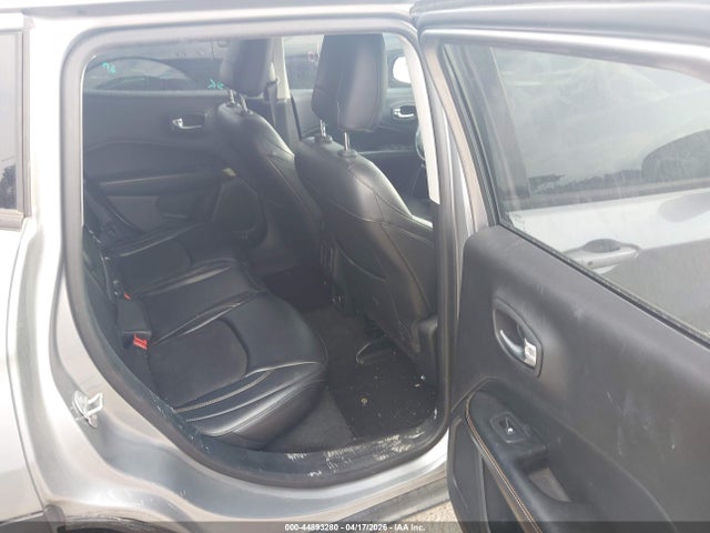 2018 Jeep Compass Latitude Fwd მანქანა იყიდება აუქციონზე, vin: 3C4NJCBB3JT272369, აუქციონის ნომერი: 44893280