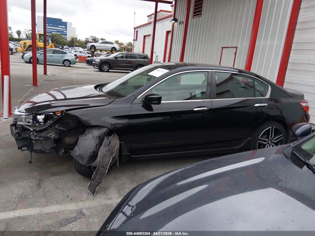 1HGCR2F56HA182604 Honda Accord Sport
