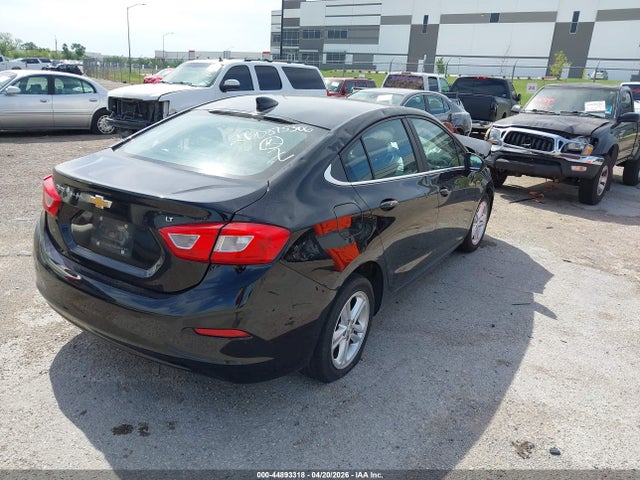 44893318 :رقم المزاد ، 1G1BE5SMXH7159014 vin ، 2017 Chevrolet Cruze Lt Auto مزاد بيع