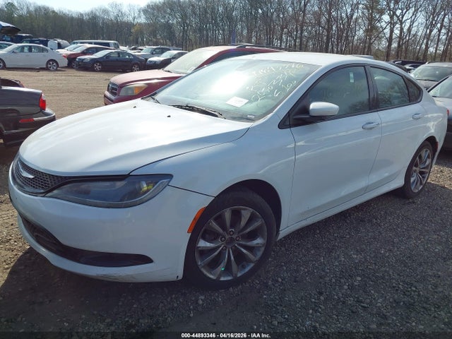 Продаж на аукціоні авто 2015 Chrysler 200 S, vin: 1C3CCCBB0FN590995, номер лоту: 44893346