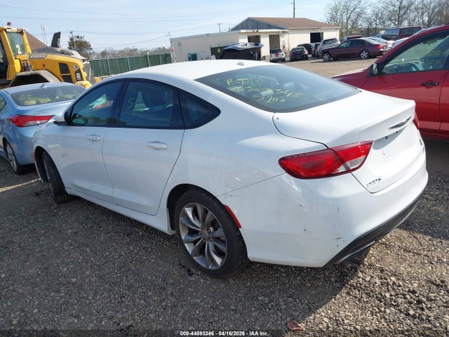 Продаж на аукціоні авто 2015 Chrysler 200 S, vin: 1C3CCCBB0FN590995, номер лоту: 44893346