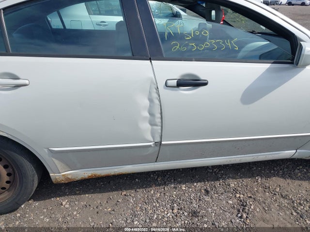 2004 Mitsubishi Galant Es მანქანა იყიდება აუქციონზე, vin: 4A3AB36F54E127778, აუქციონის ნომერი: 44893352