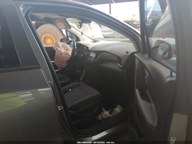 3GNCJKSB7LL193251 Chevrolet Trax Fwd Ls