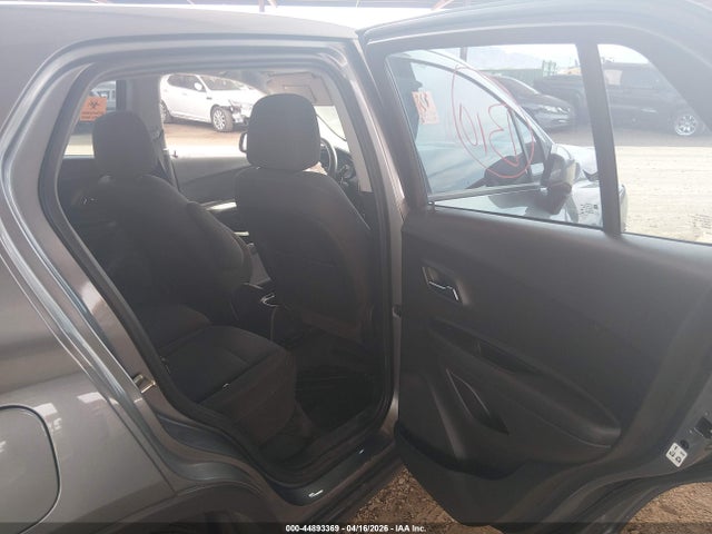 3GNCJKSB7LL193251 Chevrolet Trax Fwd Ls