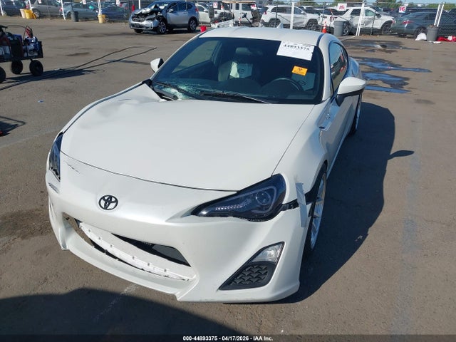 JF1ZNAA13G9705537 Scion FR-S