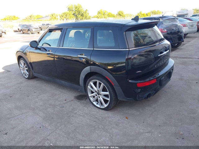 2016 MINI CLUBMAN WMWLN5C56G2B34917 Photo 2