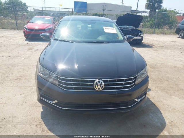 44893392 :رقم المزاد ، 1VWLA7A36KC003902 vin ، 2019 Volkswagen Passat 2.0t Wolfsburg Edition مزاد بيع