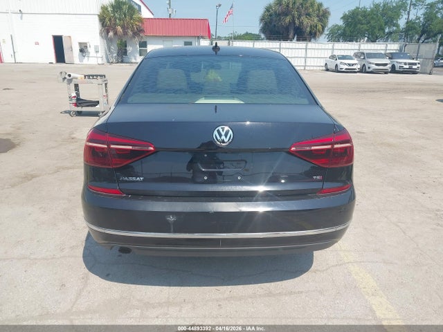 44893392 :رقم المزاد ، 1VWLA7A36KC003902 vin ، 2019 Volkswagen Passat 2.0t Wolfsburg Edition مزاد بيع