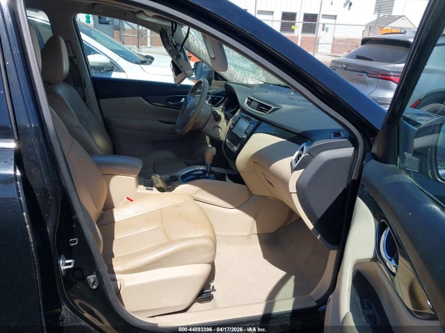 44893396 :رقم المزاد ، 5N1AT2MV8FC757969 vin ، 2015 Nissan Rogue Sl مزاد بيع
