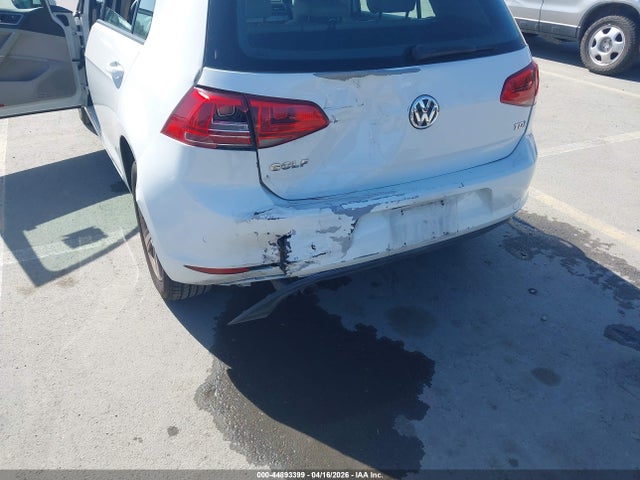 44893399 :رقم المزاد ، 3VW2A7AU8FM032746 vin ، 2015 Volkswagen Golf Tdi S 4-door مزاد بيع