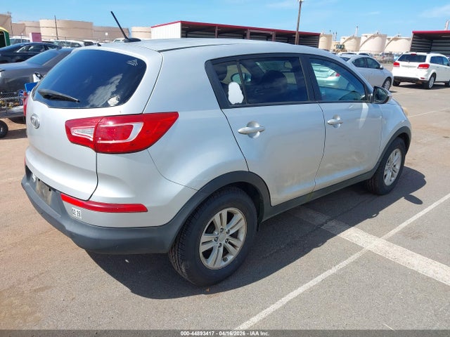 2011 KIA SPORTAGE KNDPB3A29B7076708 Photo 3
