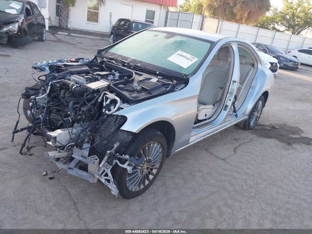 2015 MERCEDES-BENZ C 300 55SWF4KBXFU015886 Photo 1