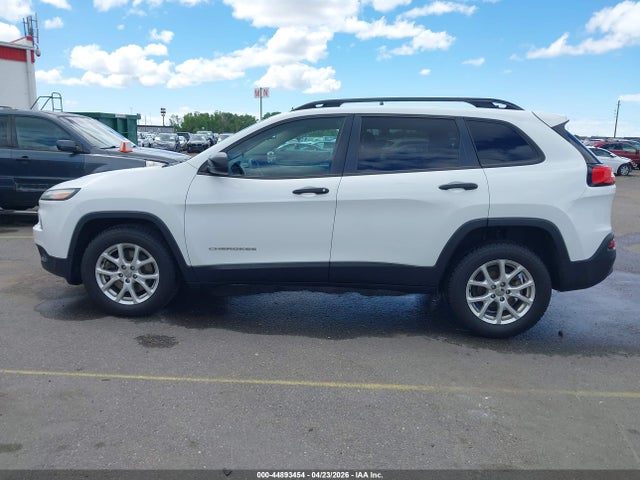 1C4PJLAB6GW216715 Jeep Cherokee Sport